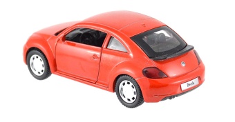 Модель VW New Beetle М1:36 красная